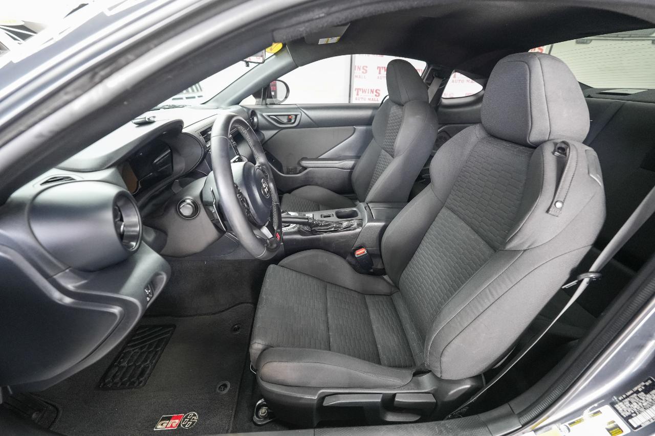 Toyota GR86 Base 6A 2023