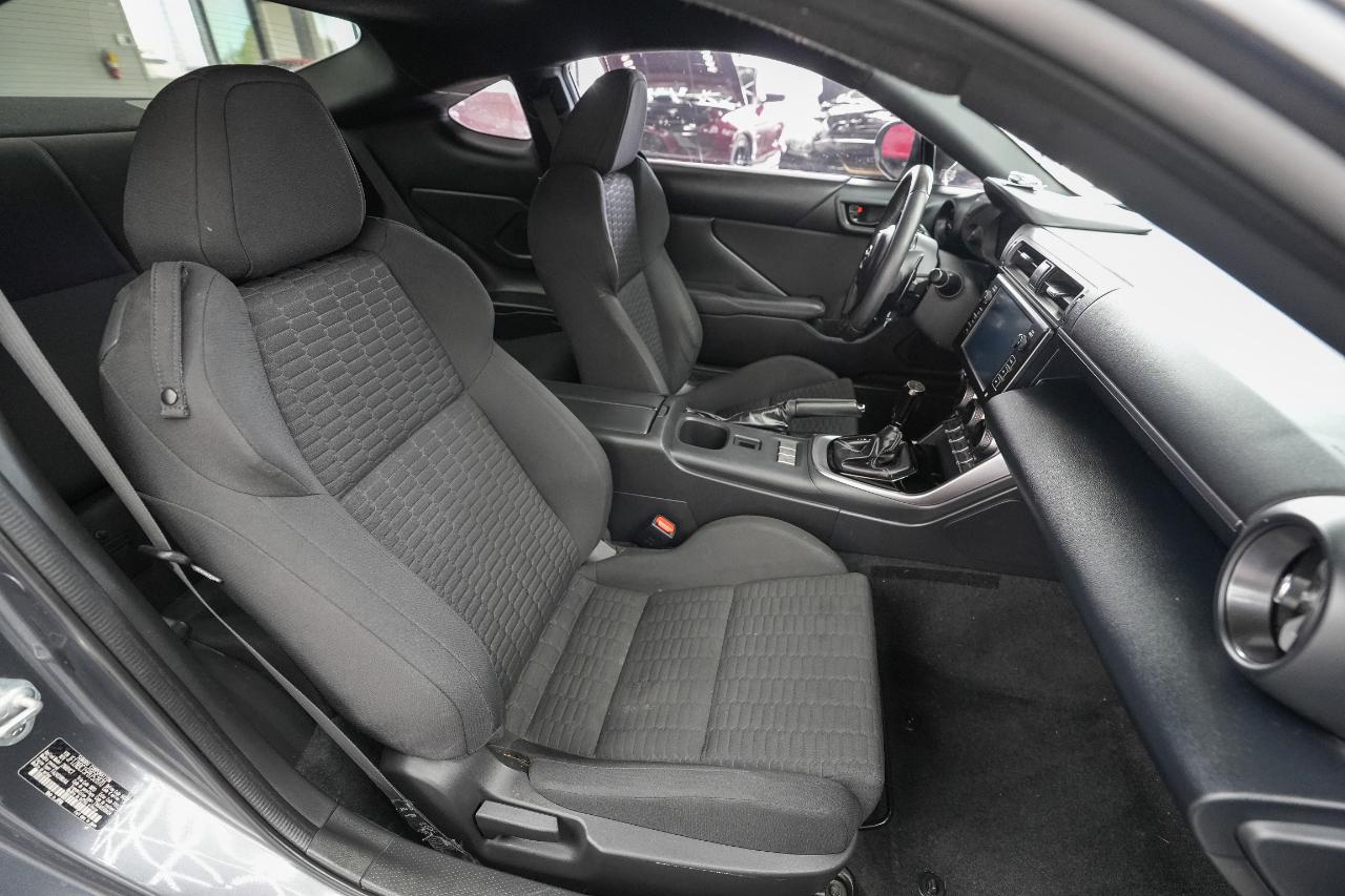 Toyota GR86 Base 6A 2023