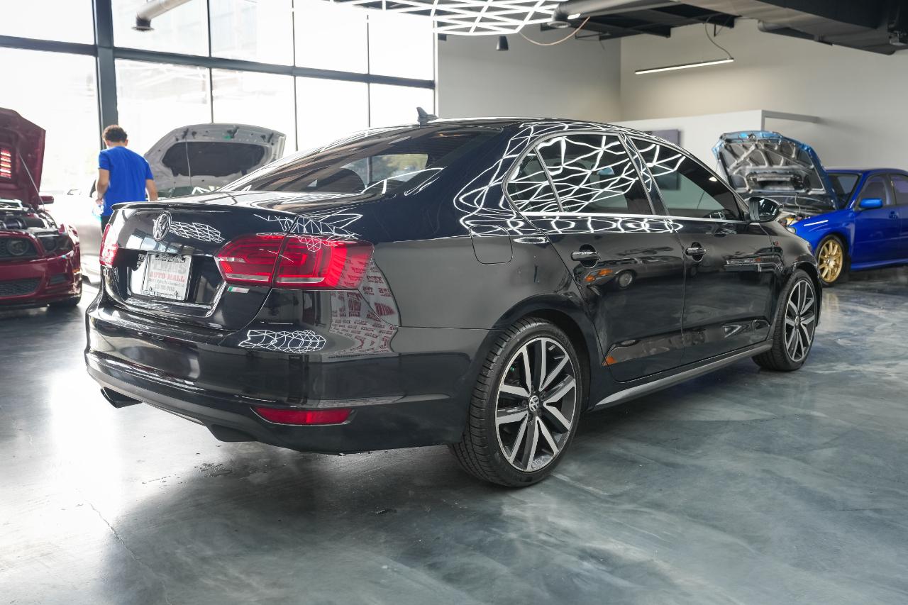 Volkswagen Jetta GLI PZEV 2013