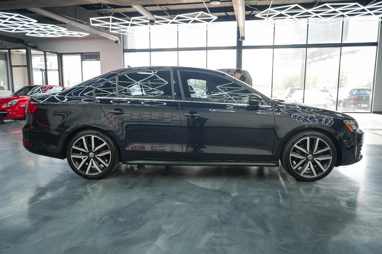 Volkswagen Jetta GLI PZEV 2013