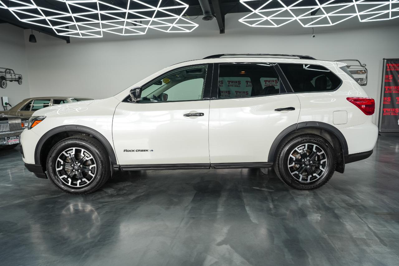 Nissan Pathfinder SL 4WD 2020