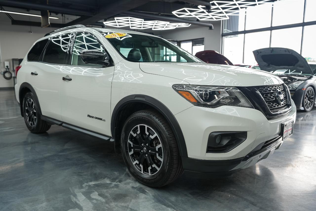 Nissan Pathfinder SL 4WD 2020