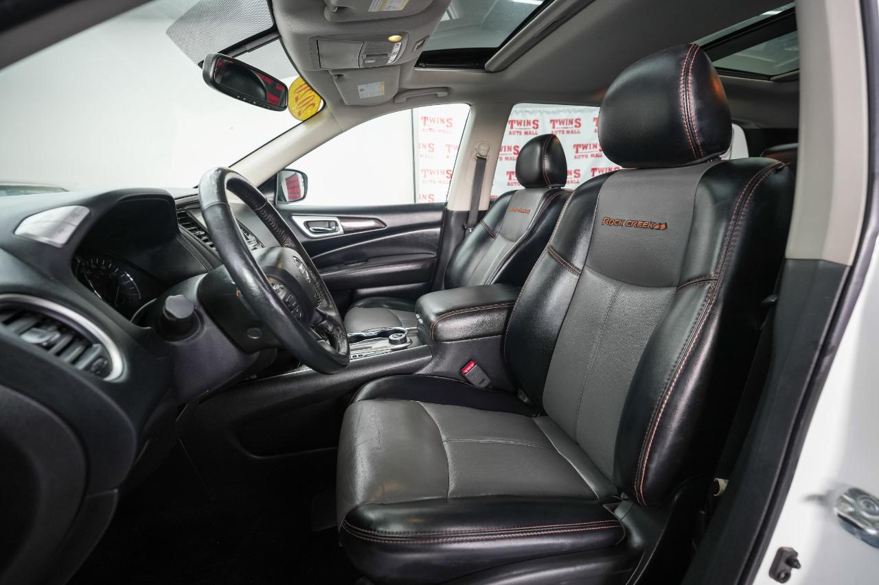 Nissan Pathfinder SL 4WD 2020