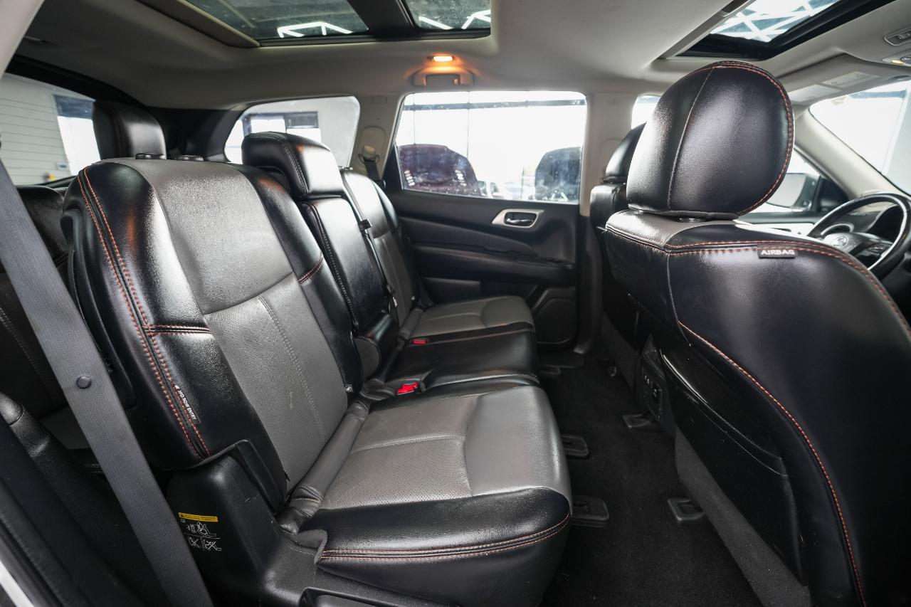 Nissan Pathfinder SL 4WD 2020