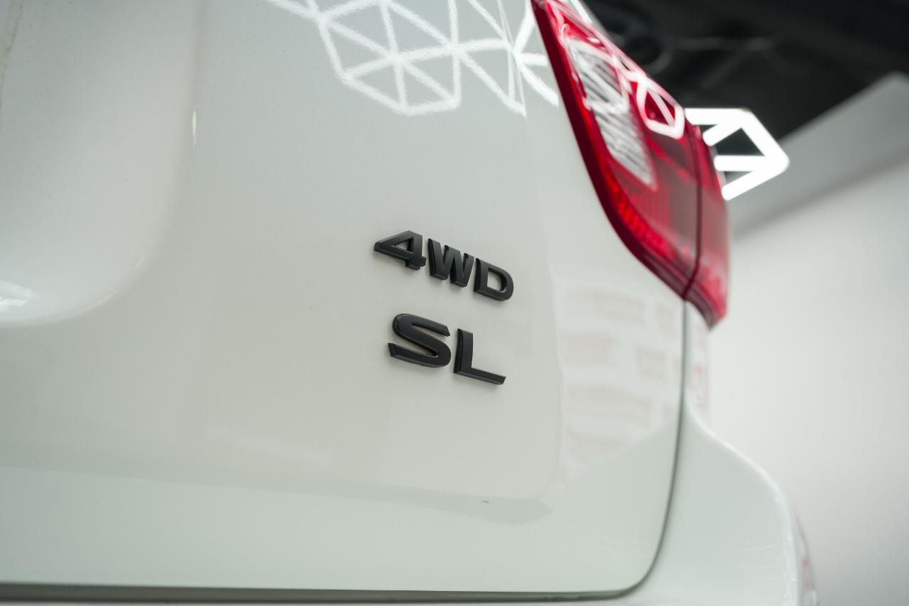 Nissan Pathfinder SL 4WD 2020