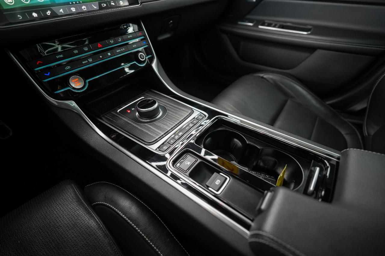 Jaguar XF-Series S AWD 2020