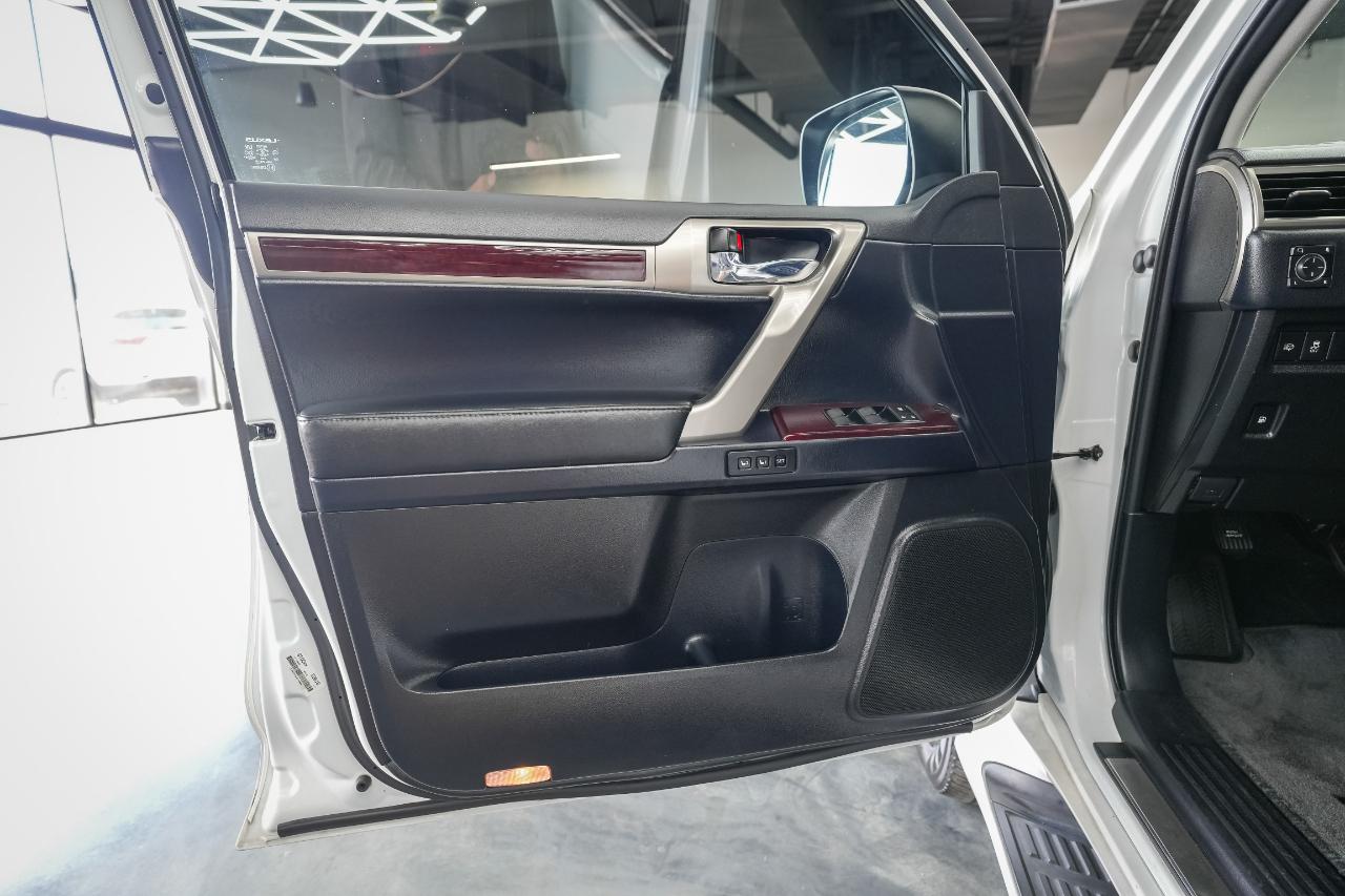 Lexus GX 460 Base 2017