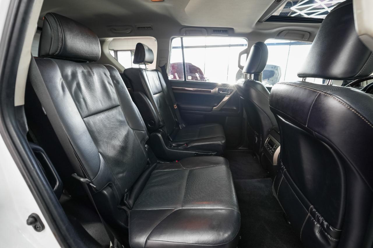 Lexus GX 460 Base 2017