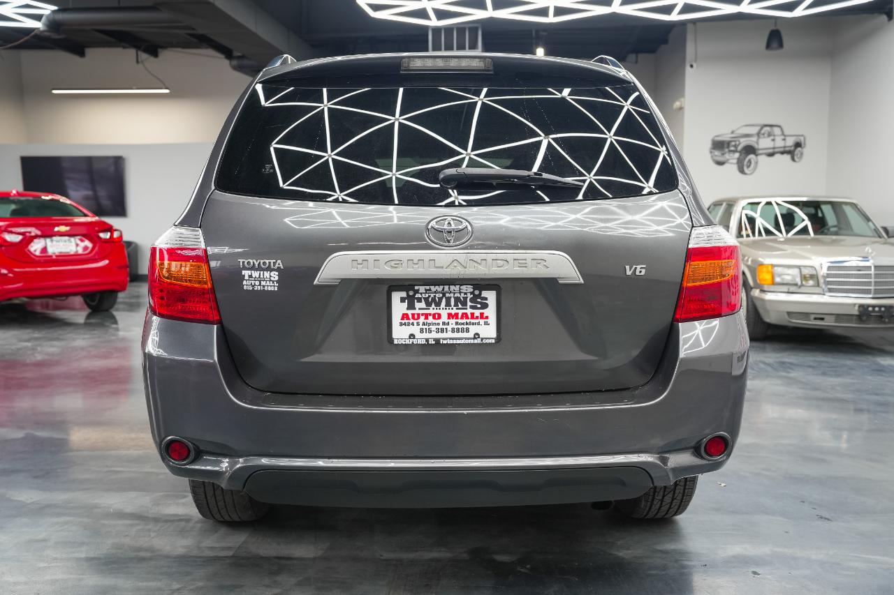 Toyota Highlander Base 2WD 2008