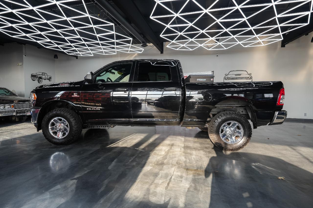 RAM 2500 Tradesman Crew Cab SWB 4WD 2022
