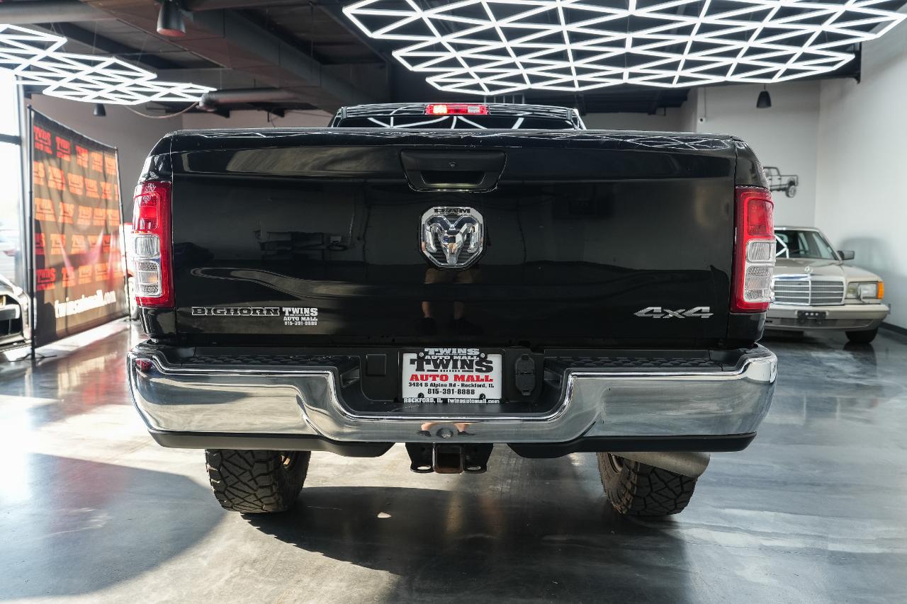 RAM 2500 Tradesman Crew Cab SWB 4WD 2022