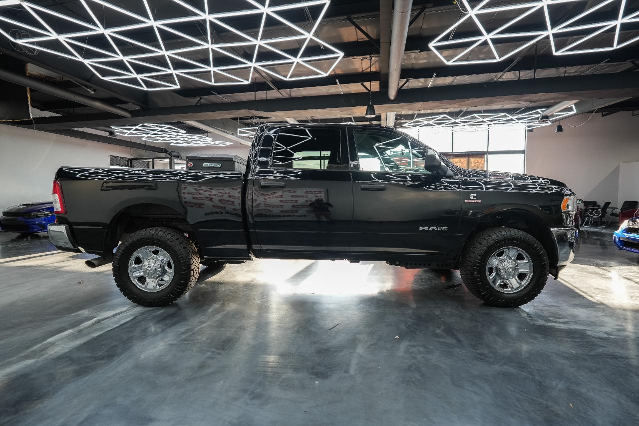 RAM 2500 Tradesman Crew Cab SWB 4WD 2022