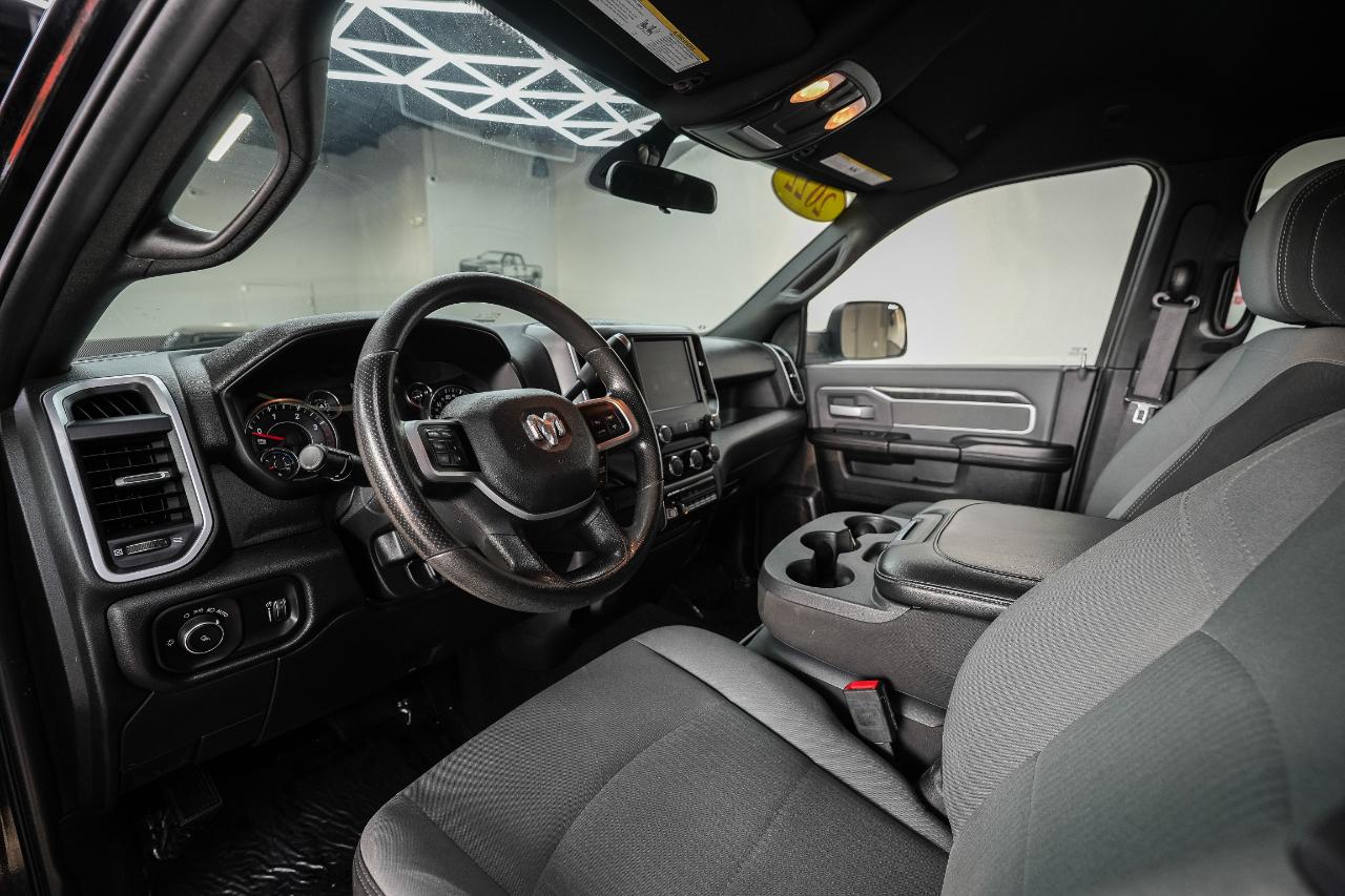 RAM 2500 Tradesman Crew Cab SWB 4WD 2022