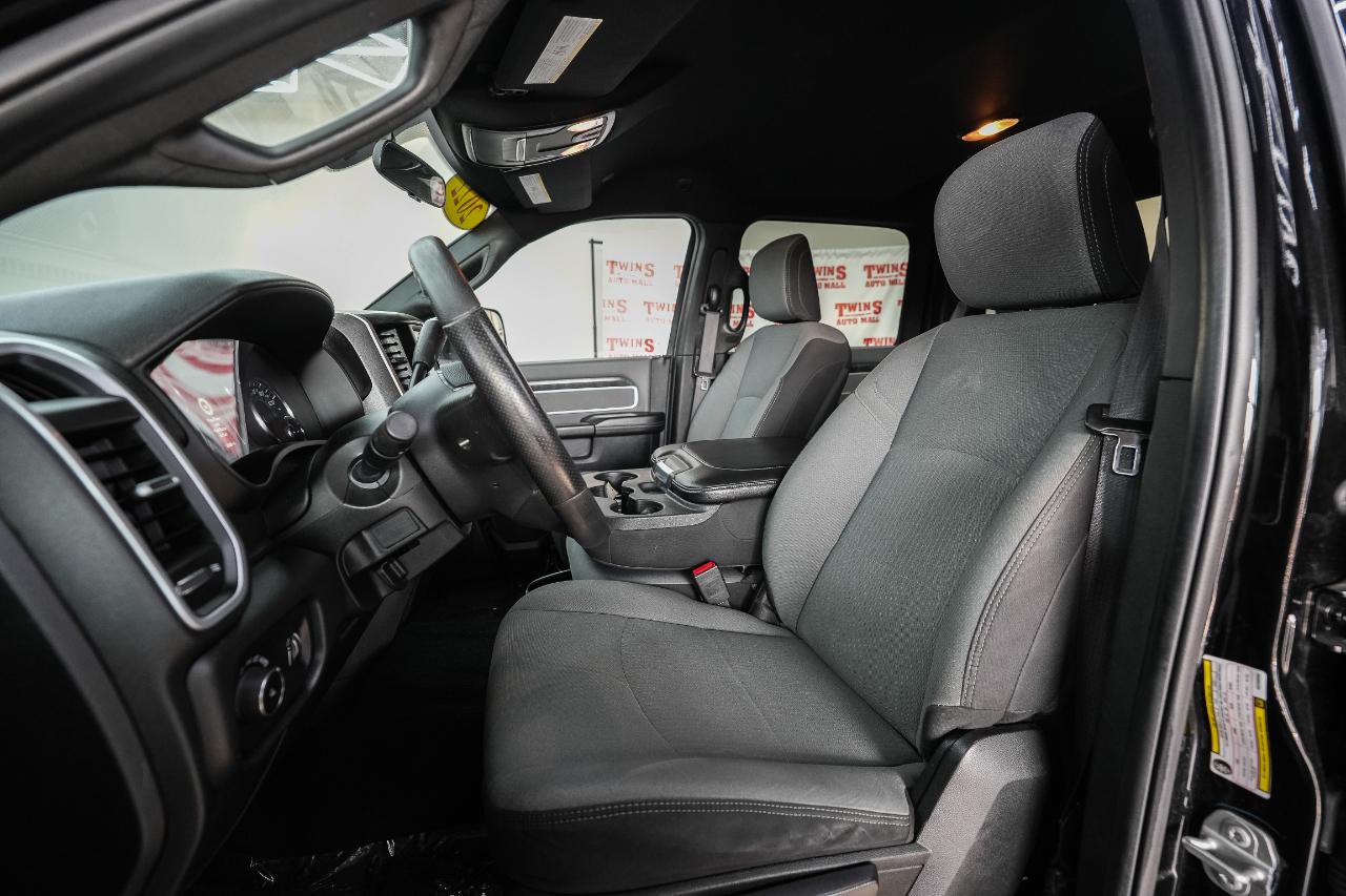 RAM 2500 Tradesman Crew Cab SWB 4WD 2022