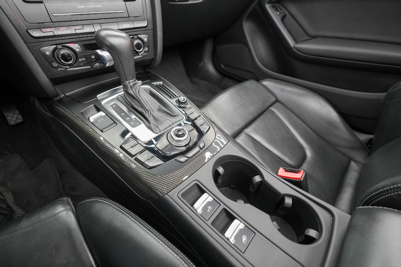 Audi S5 3.0T Cabriolet quattro S tronic 2011