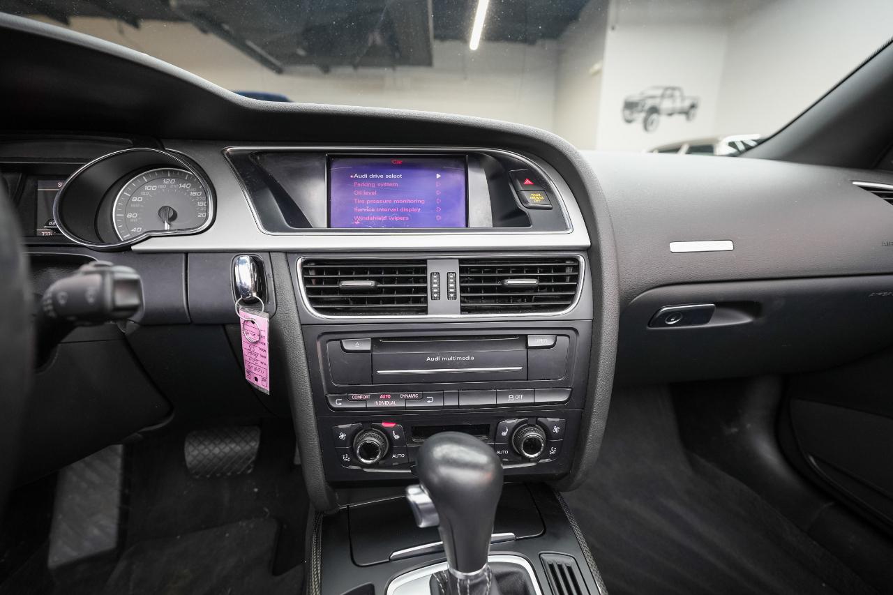 Audi S5 3.0T Cabriolet quattro S tronic 2011