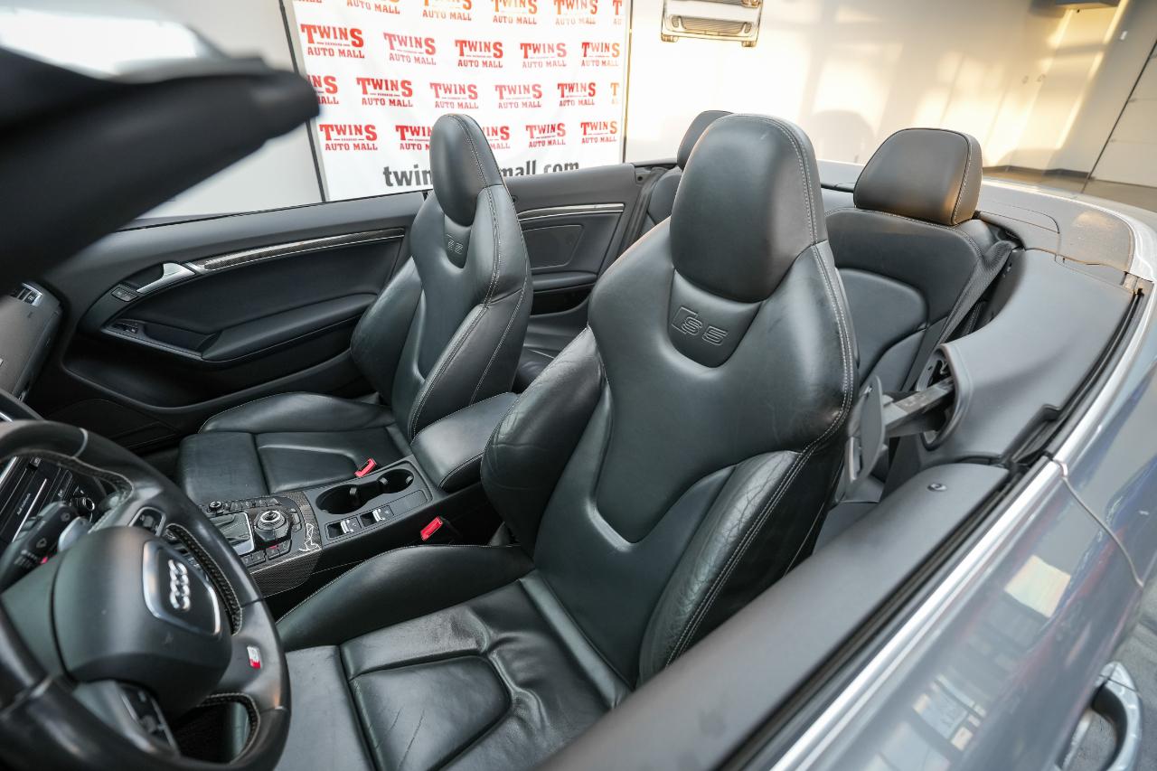 Audi S5 3.0T Cabriolet quattro S tronic 2011