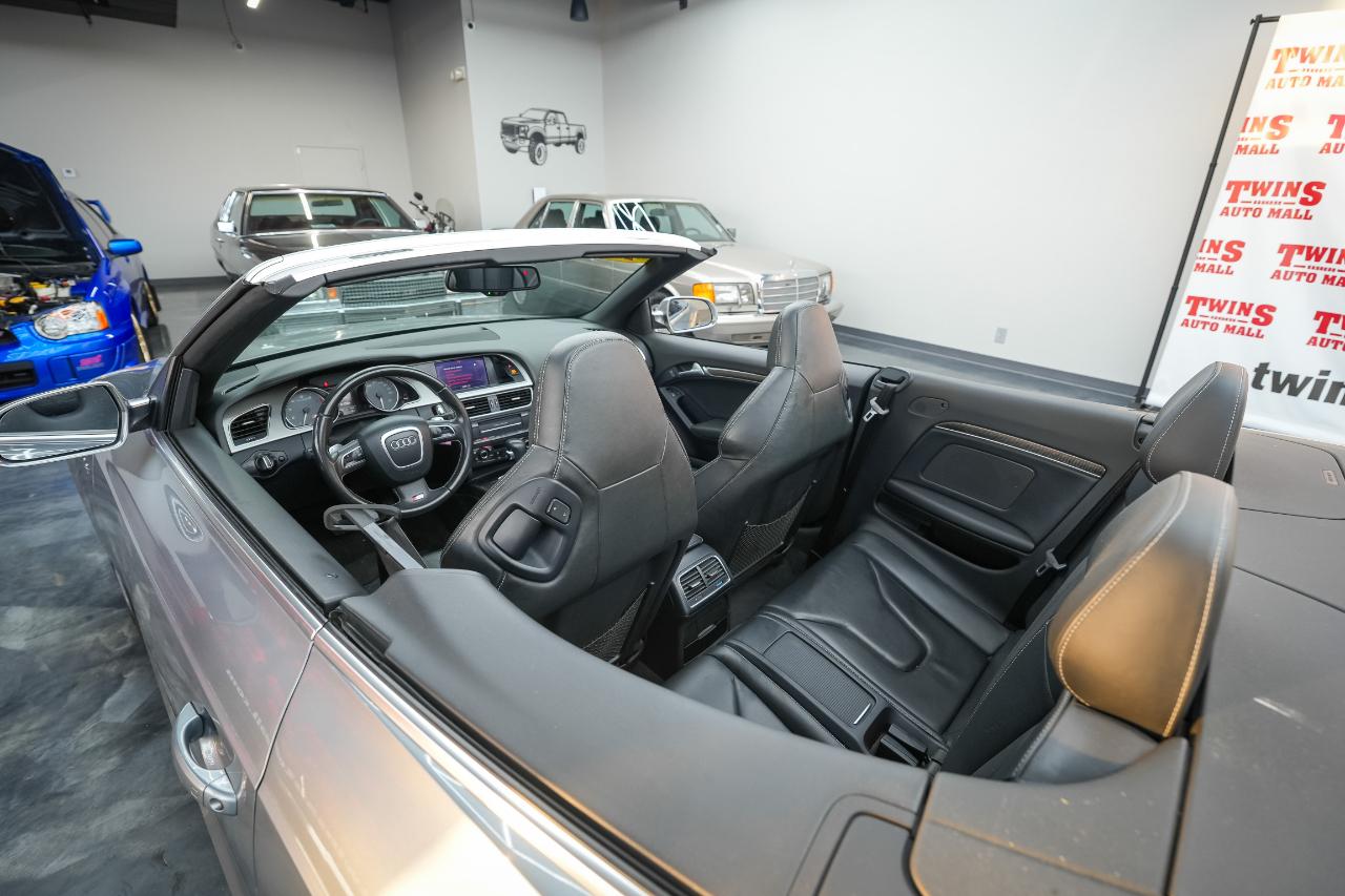 Audi S5 3.0T Cabriolet quattro S tronic 2011