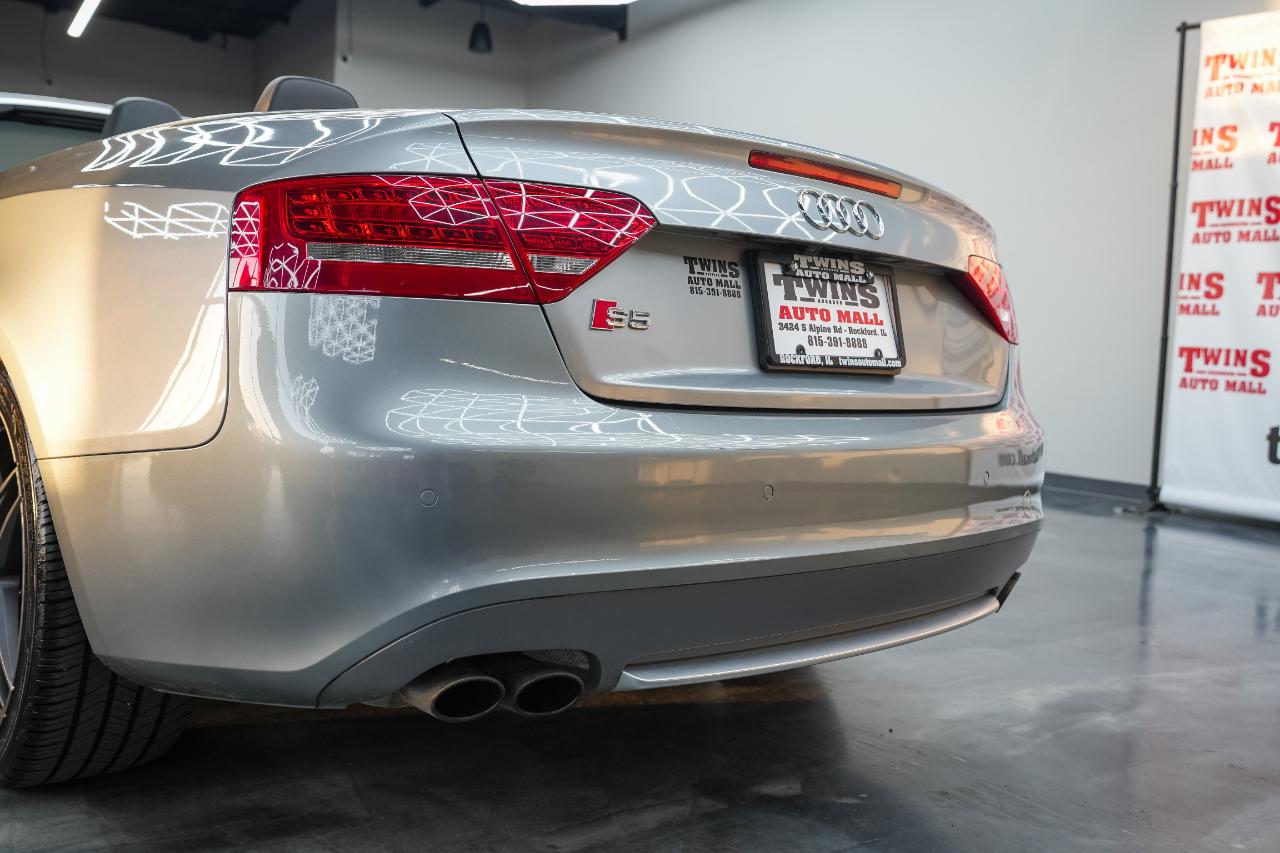 Audi S5 3.0T Cabriolet quattro S tronic 2011