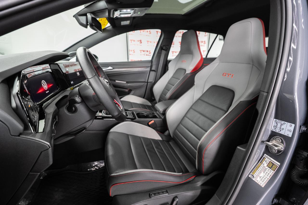 Volkswagen Golf GTI Autobahn 6M 2024