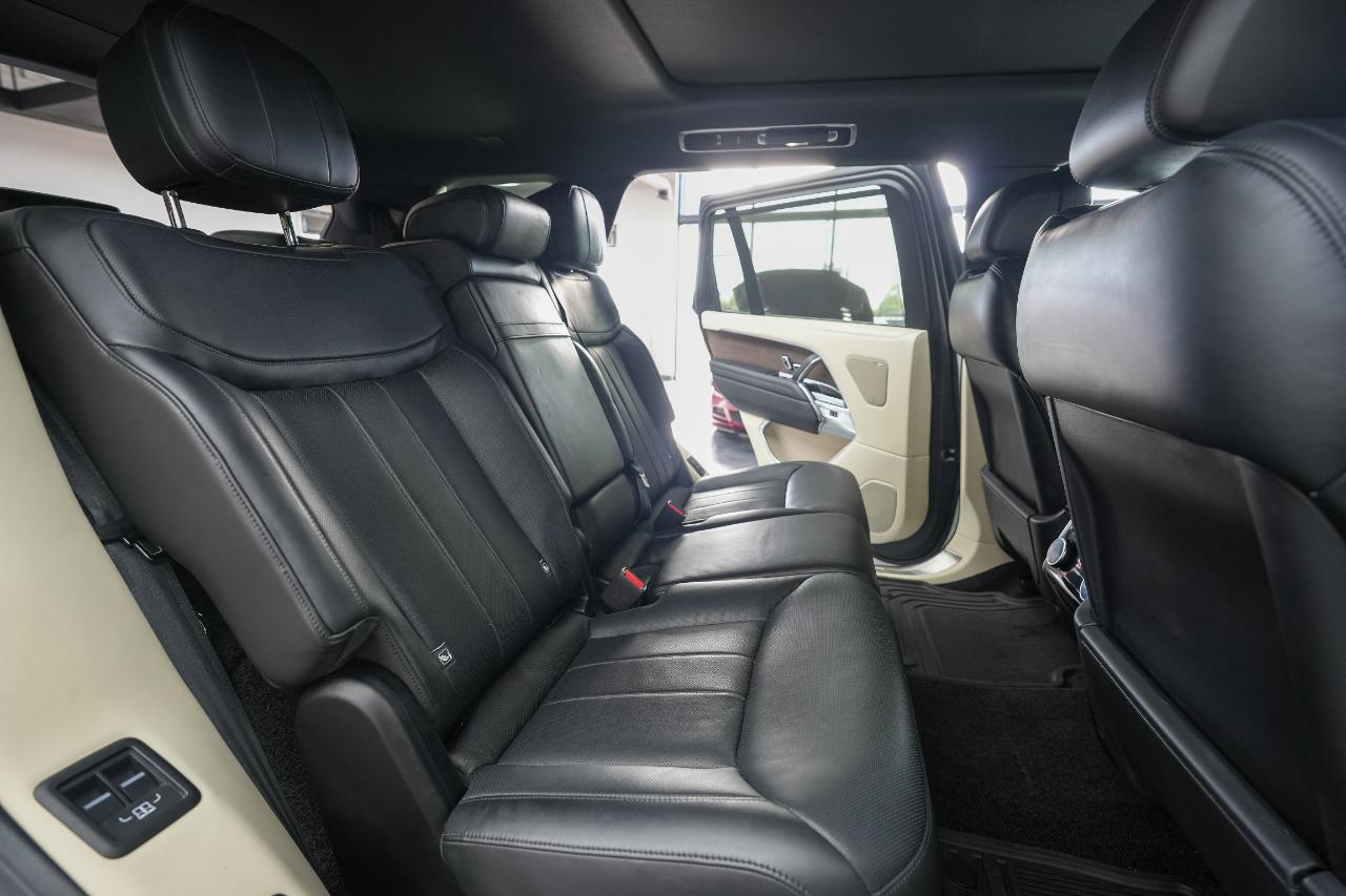 Land Rover New Range Rover SE LWB 2023