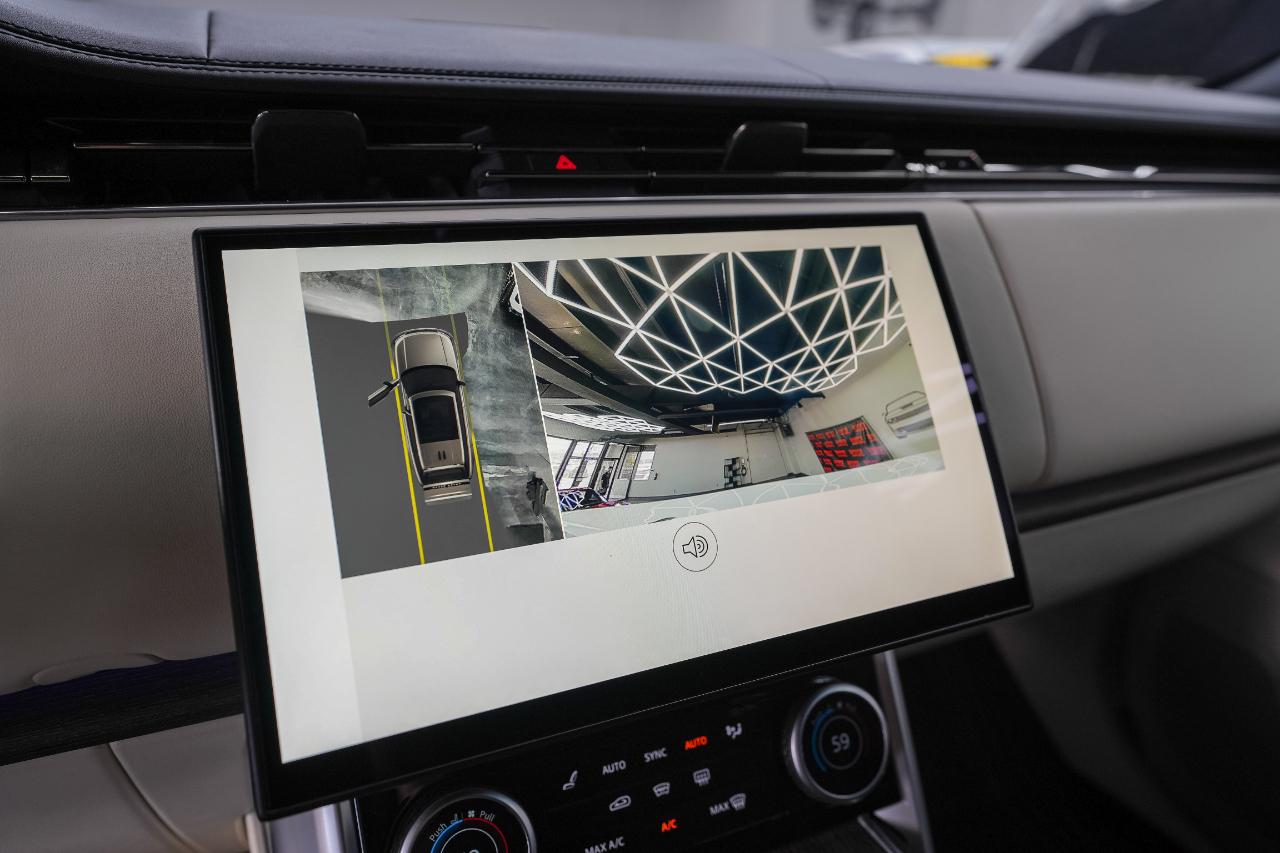 Land Rover New Range Rover SE LWB 2023
