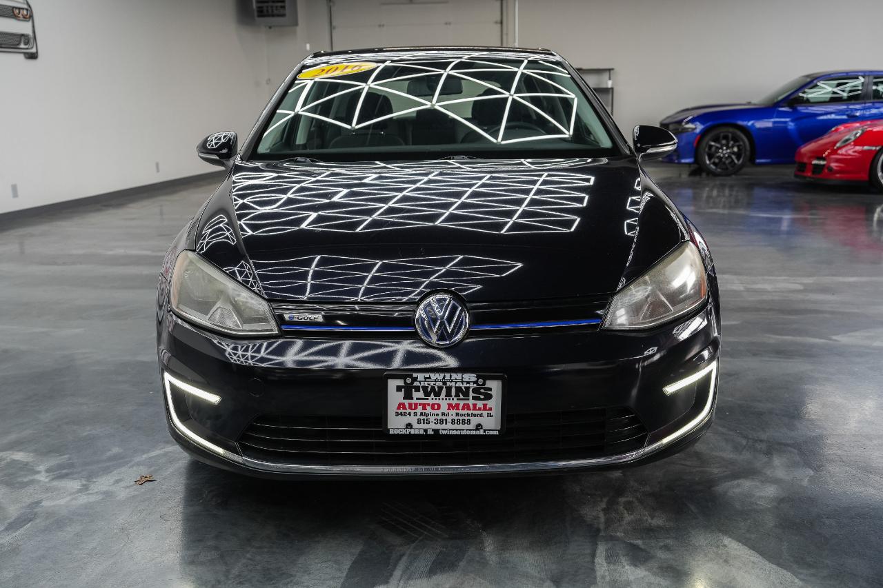 Volkswagen e-Golf SE 2016