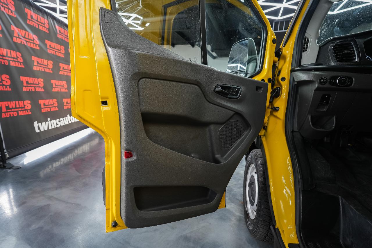 Ford Transit 250 Van High Roof w/Sliding Pass. 148-in. WB EL 2021