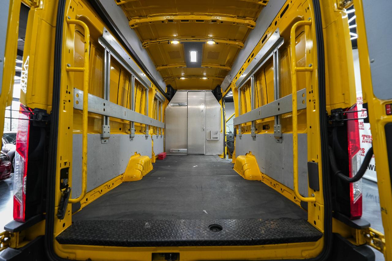Ford Transit 250 Van High Roof w/Sliding Pass. 148-in. WB EL 2021