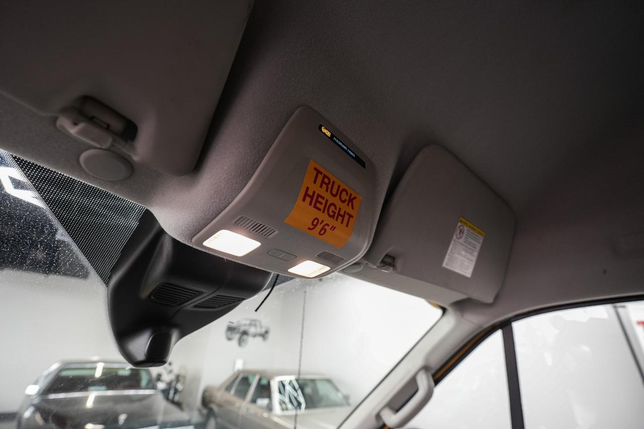 Ford Transit 250 Van High Roof w/Sliding Pass. 148-in. WB EL 2021