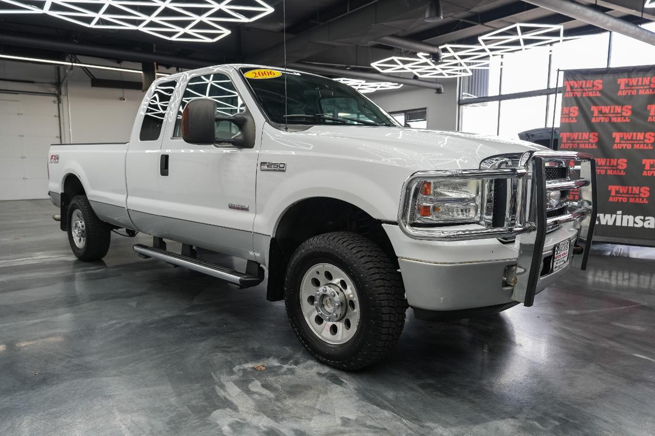 Ford F-250 SD XLT SuperCab Long Bed 4WD 2006