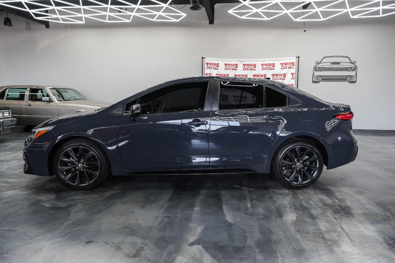 Toyota Corolla SE Nightshade 2023