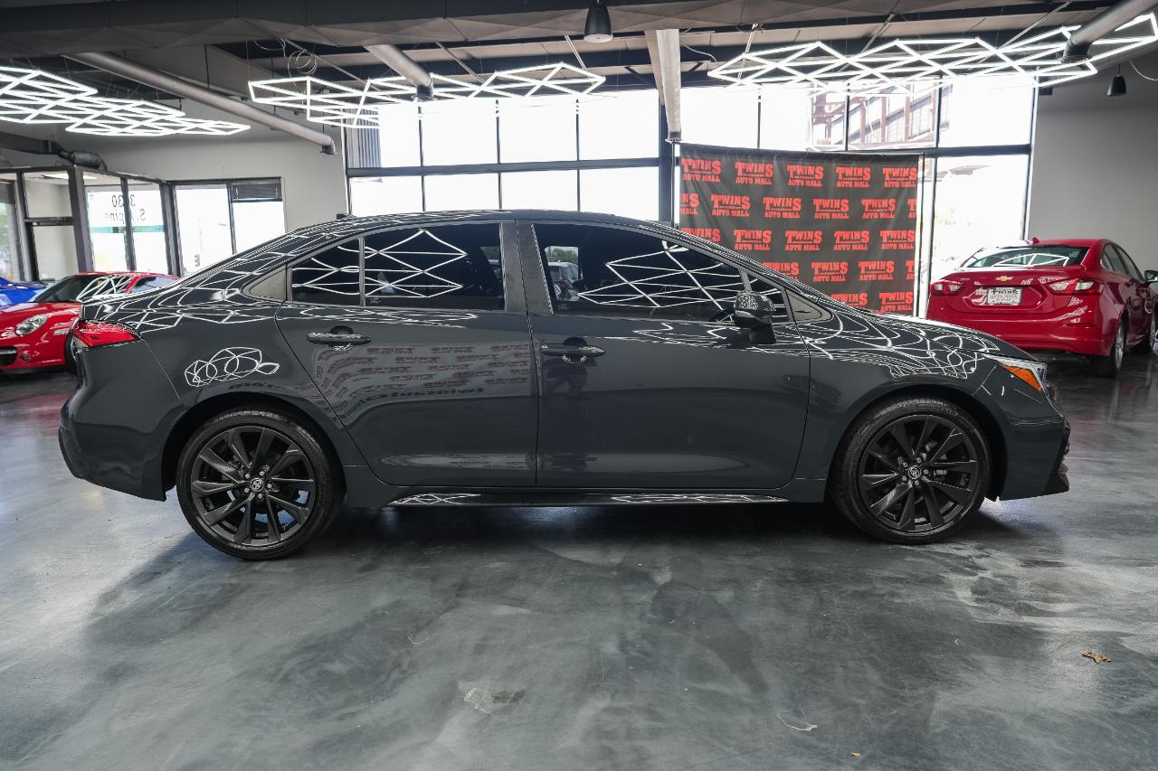Toyota Corolla SE Nightshade 2023