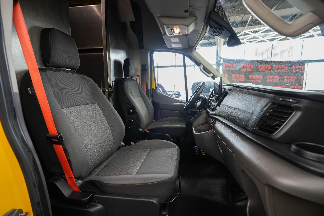 Ford Transit 250 Van High Roof w/Sliding Pass. 148-in. WB EL 2020