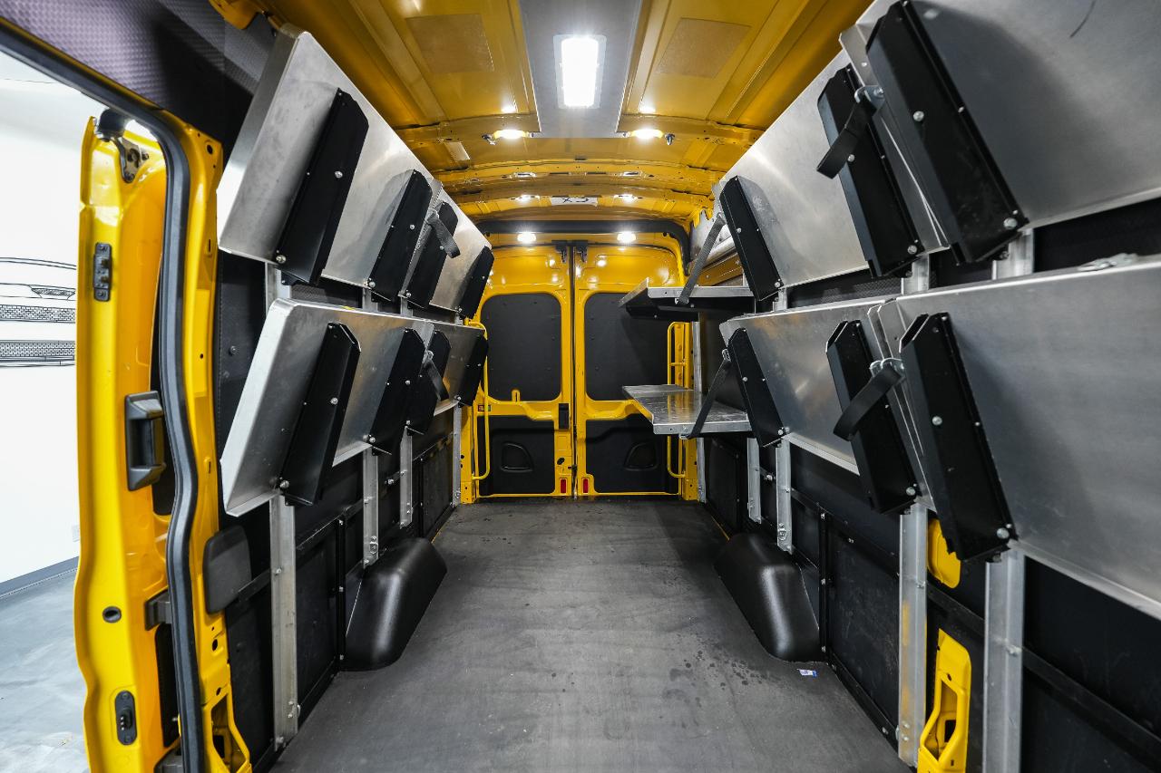 Ford Transit 250 Van High Roof w/Sliding Pass. 148-in. WB EL 2020