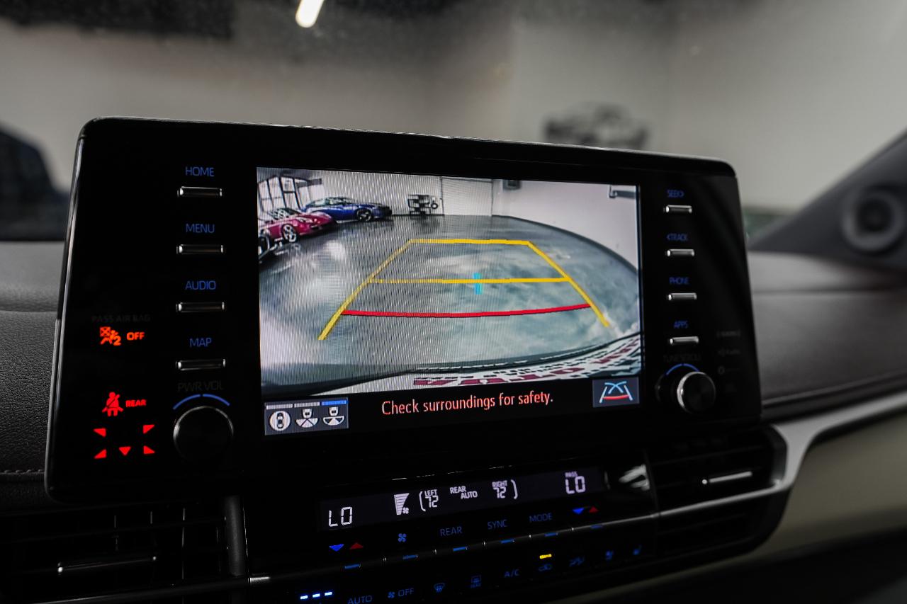 Toyota Sienna Platinum 7-Passenger 2022