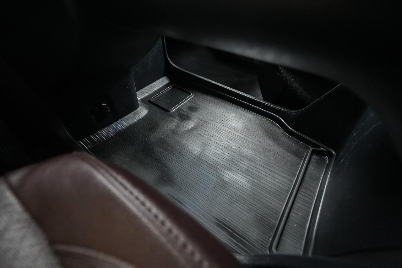 Toyota Sienna Platinum 7-Passenger 2022