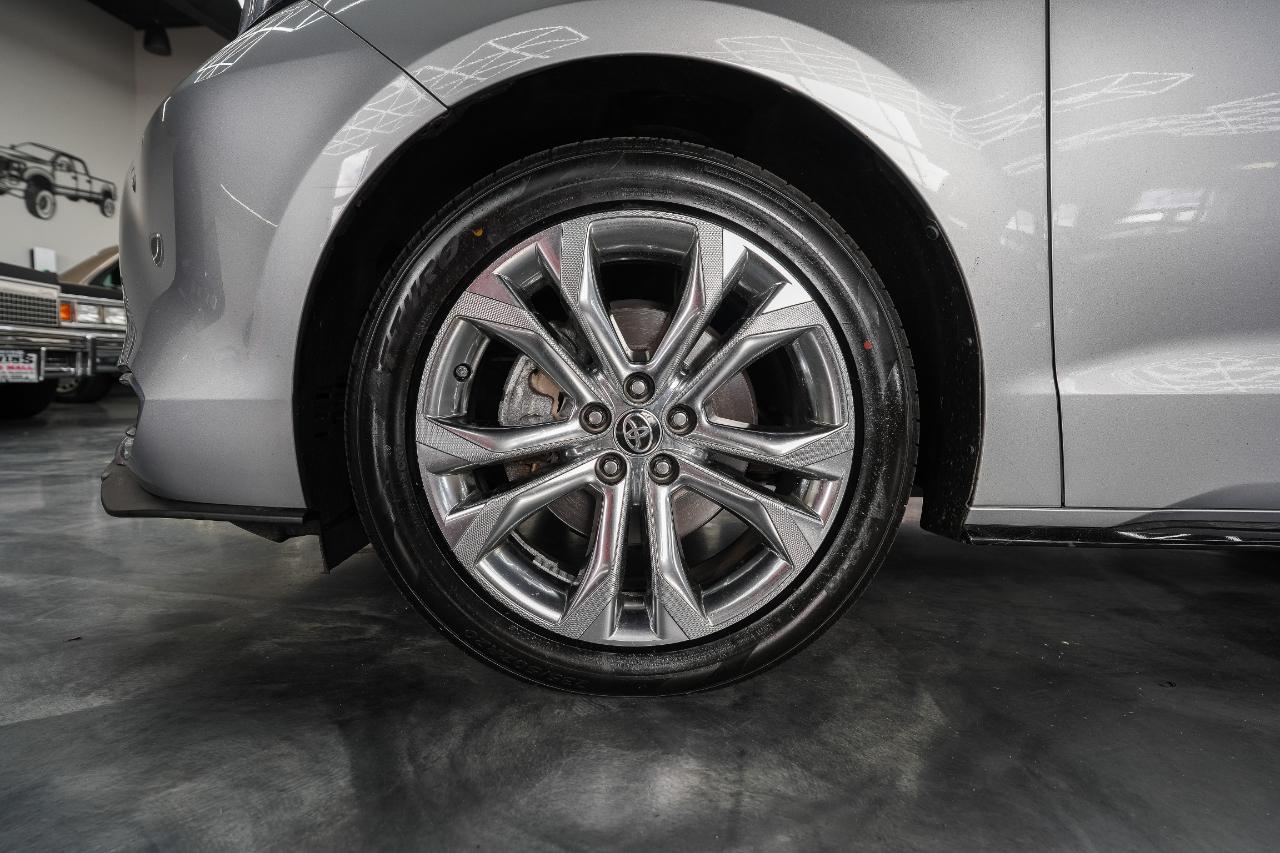 Toyota Sienna Platinum 7-Passenger 2022