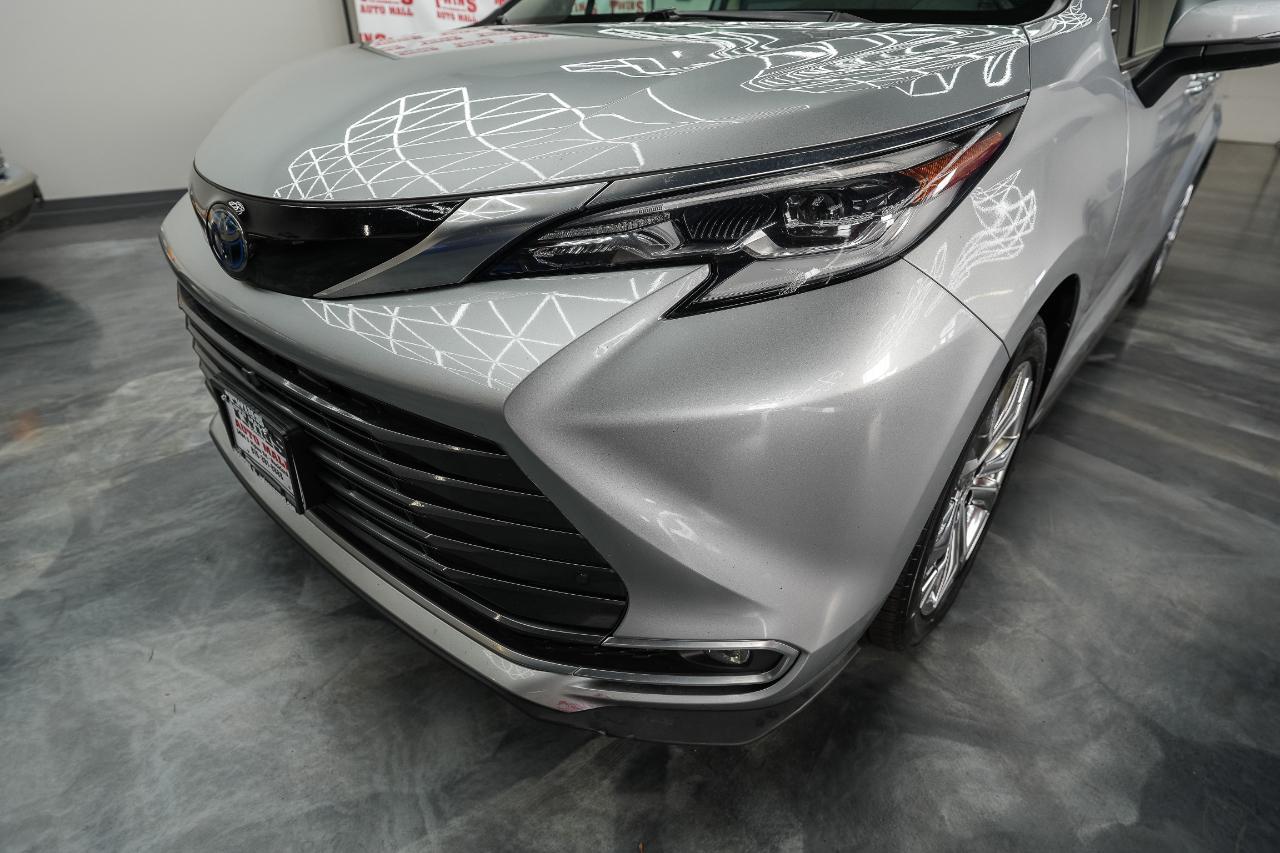 Toyota Sienna Platinum 7-Passenger 2022