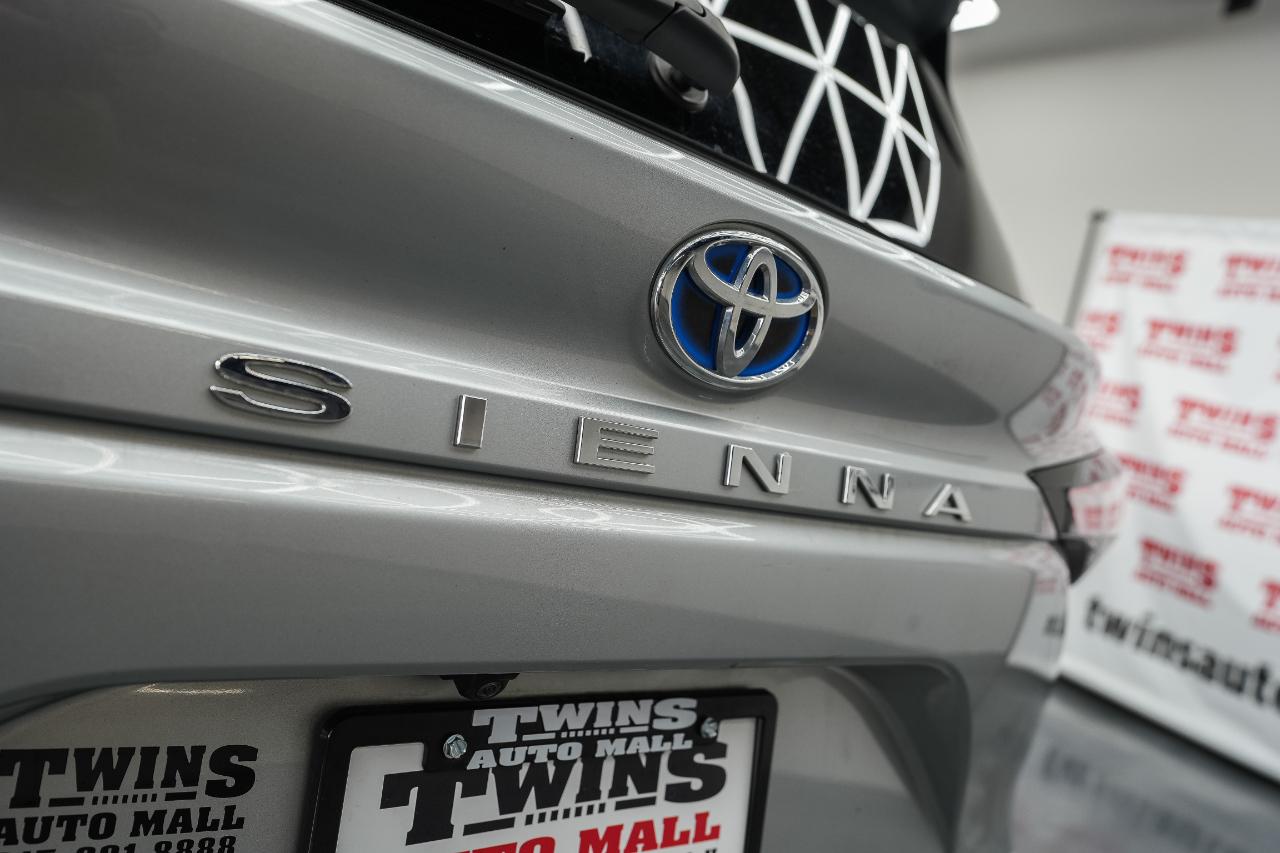 Toyota Sienna Platinum 7-Passenger 2022