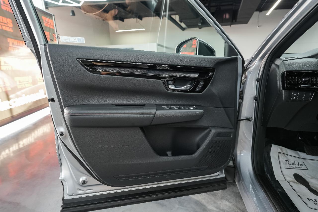 Honda CR-V Hybrid Touring 2025