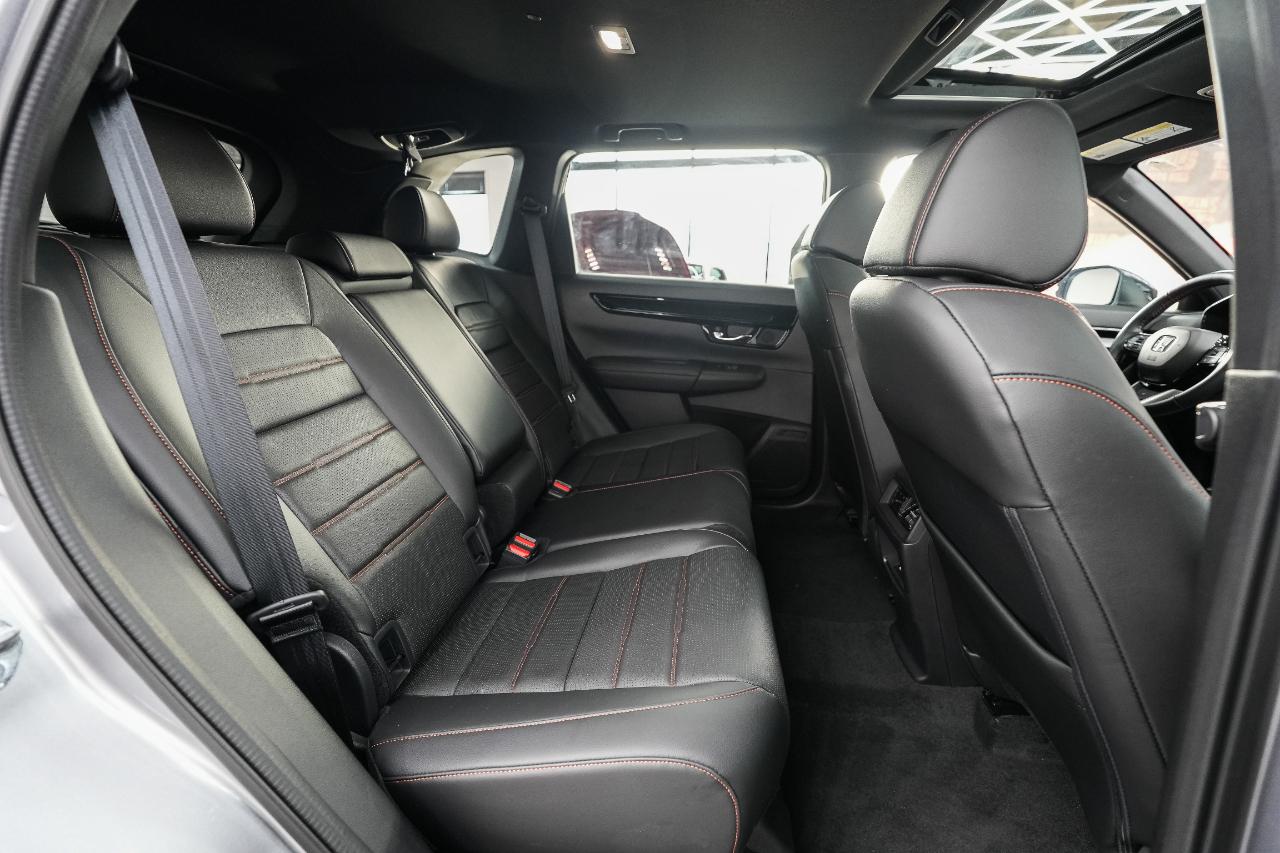 Honda CR-V Hybrid Touring 2025