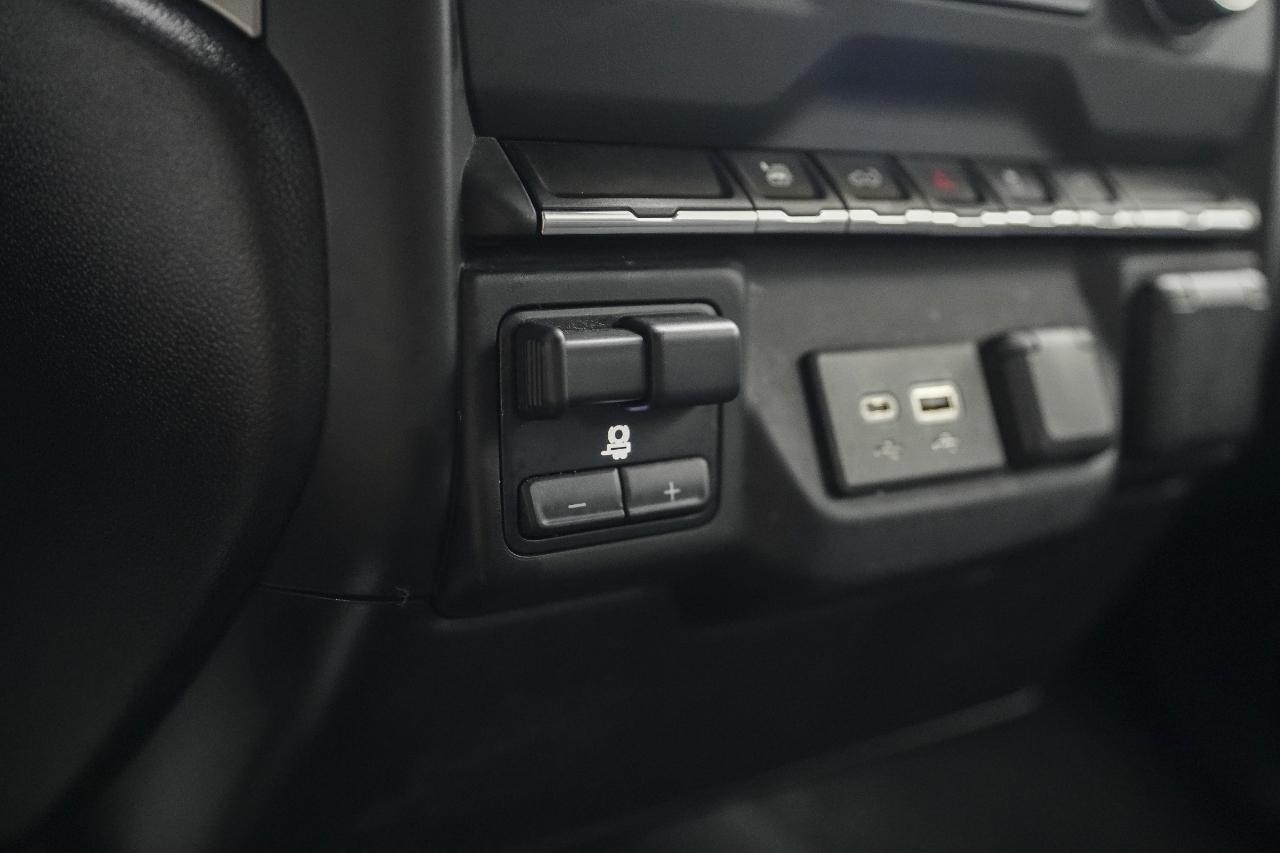 Chevrolet Silverado 2500HD Custom Crew Cab Short Box 4WD 2021