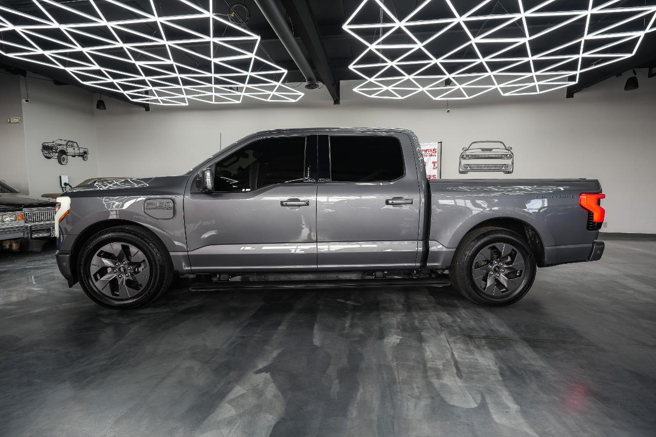 Ford F-150 Lightning Pro 2023