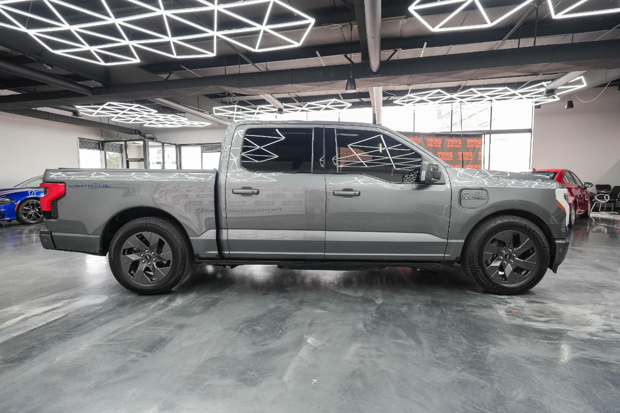 Ford F-150 Lightning Pro 2023