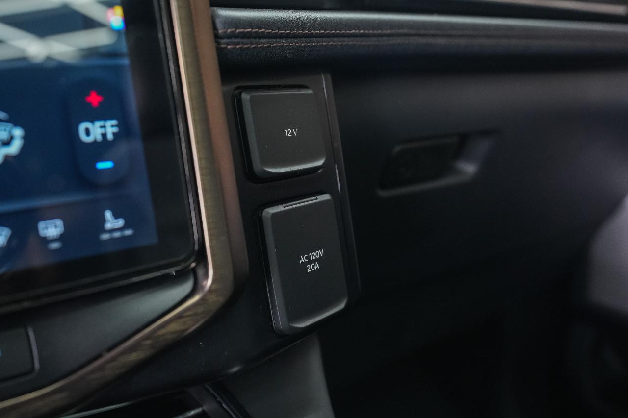 Ford F-150 Lightning Pro 2023