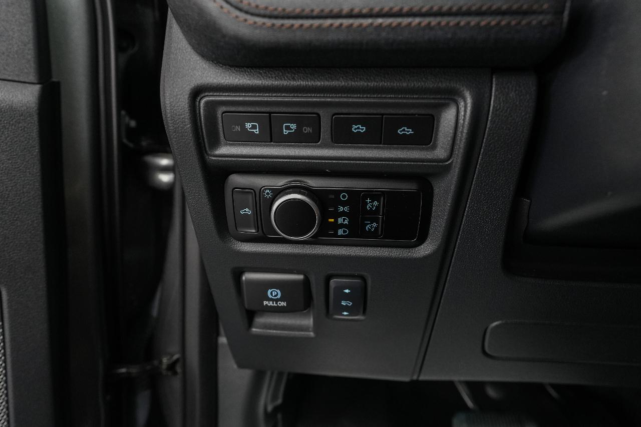 Ford F-150 Lightning Pro 2023