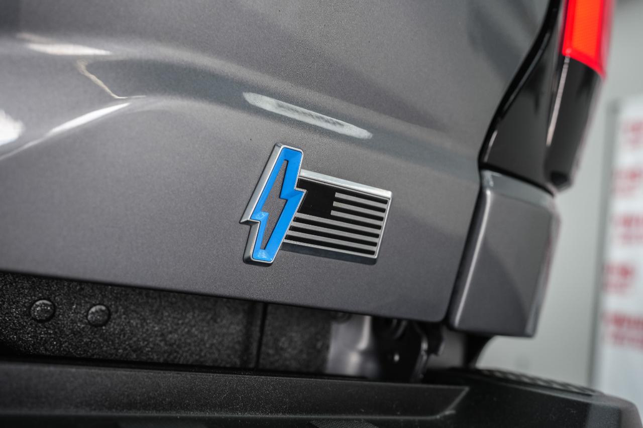 Ford F-150 Lightning Pro 2023
