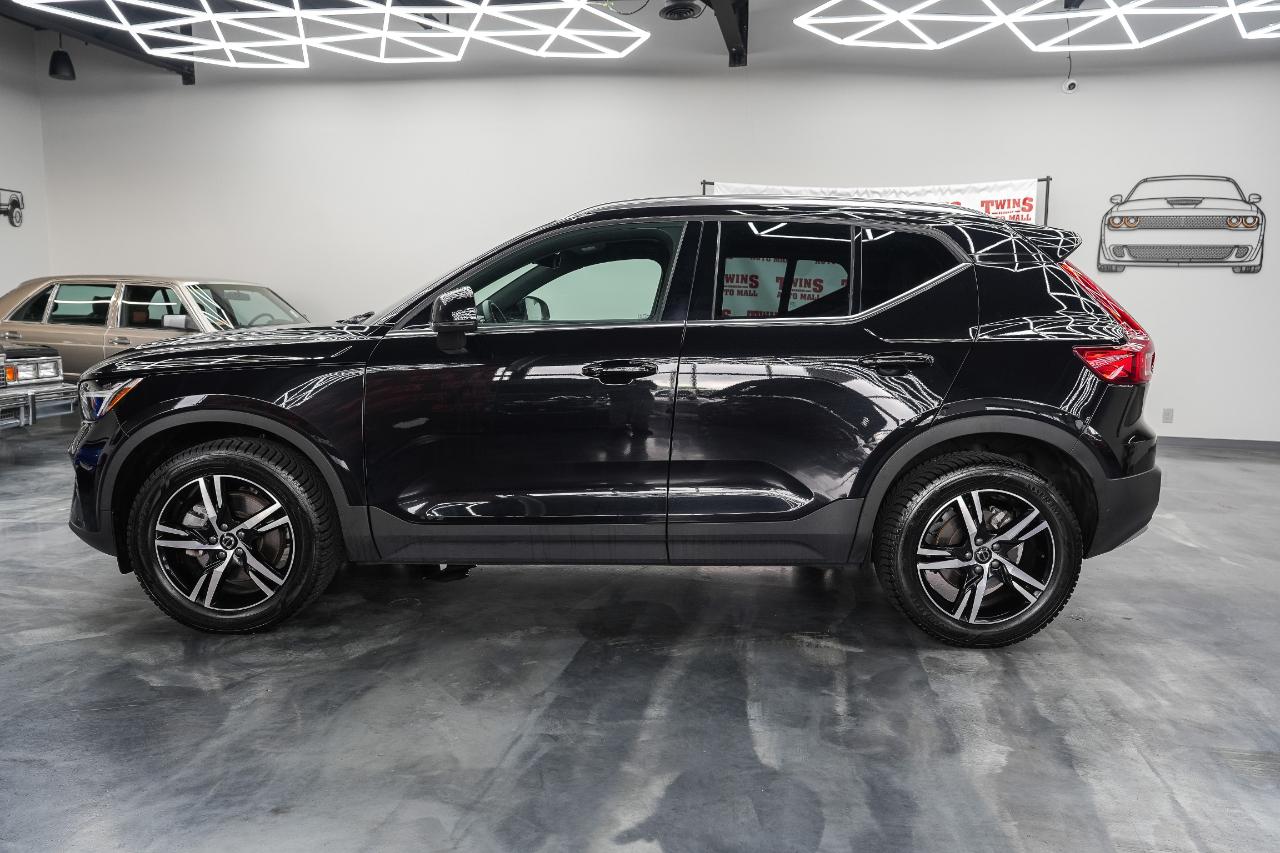 Volvo XC40 B5 Core AWD 2024