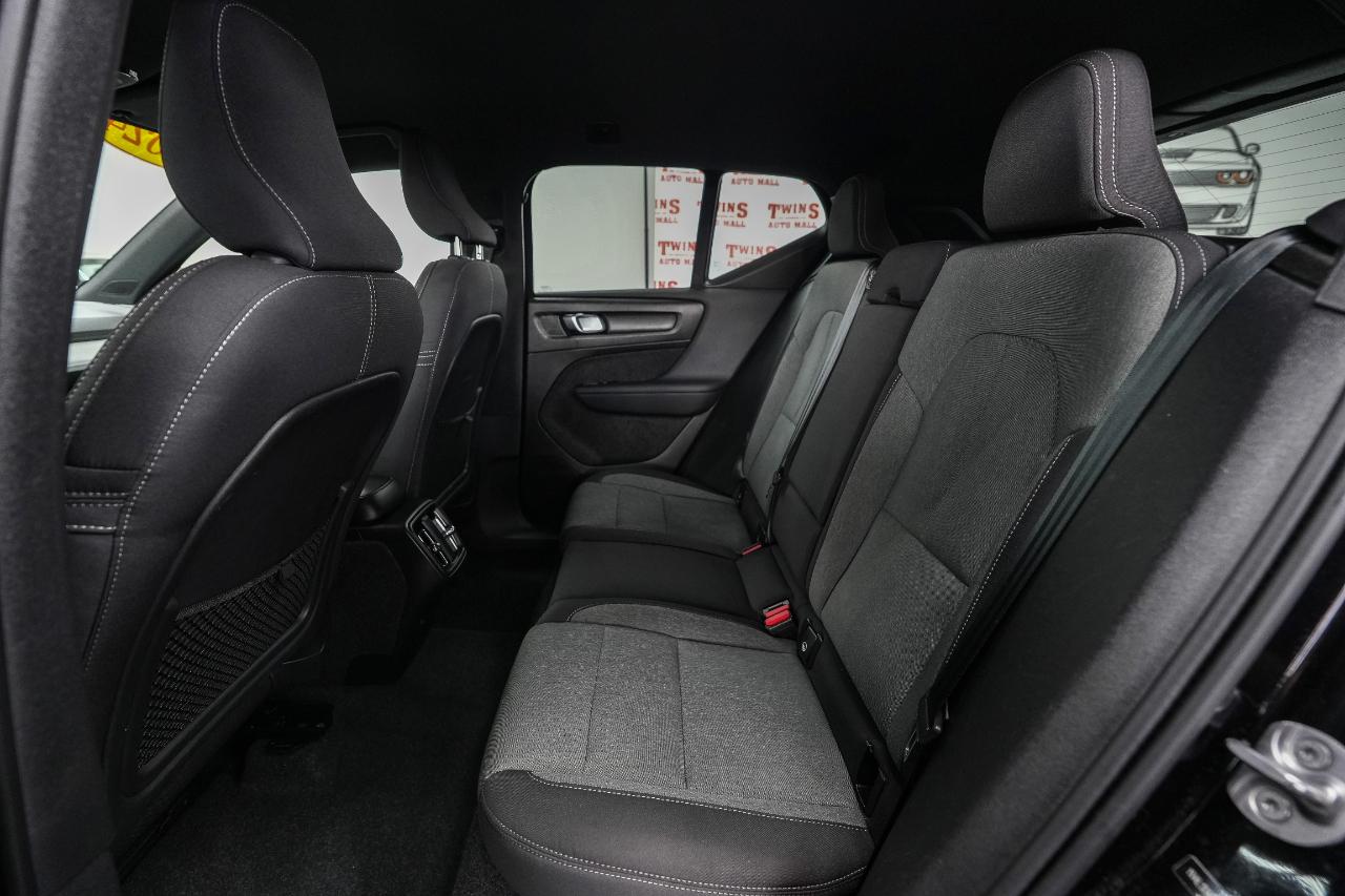 Volvo XC40 B5 Core AWD 2024